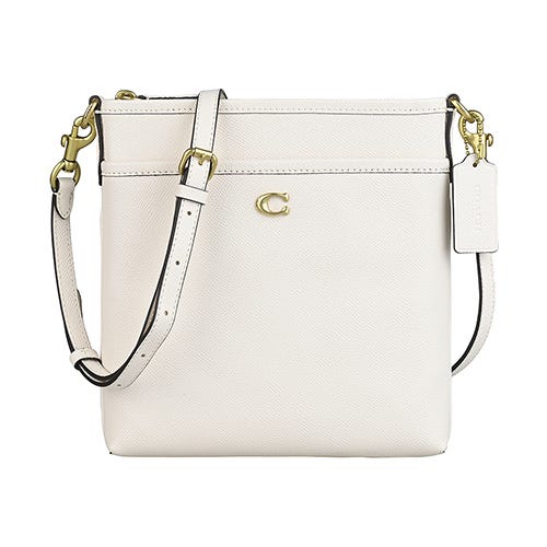 【COACH】Kitt 黃銅C字LOGO粒面皮革拉鍊斜背包(粉筆白)
