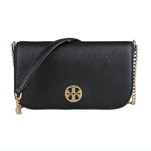 【TORY BURCH】Chelsea雙T金字LOGO粒面牛皮翻蓋6卡磁釦式斜背包(黑)