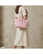 【FURLA】NET燙字LOGO設計小牛皮搭絨布內襯拉鍊肩背托特包(粉紅)