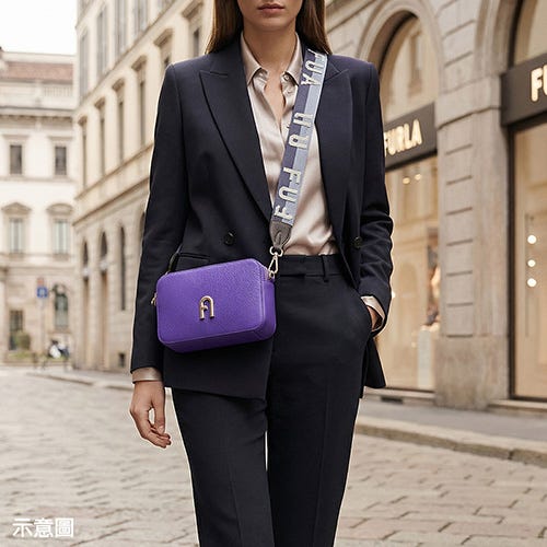 【FURLA】荔枝紋牛皮Primula系列拉鍊斜背相機包(迷你/寶藍)